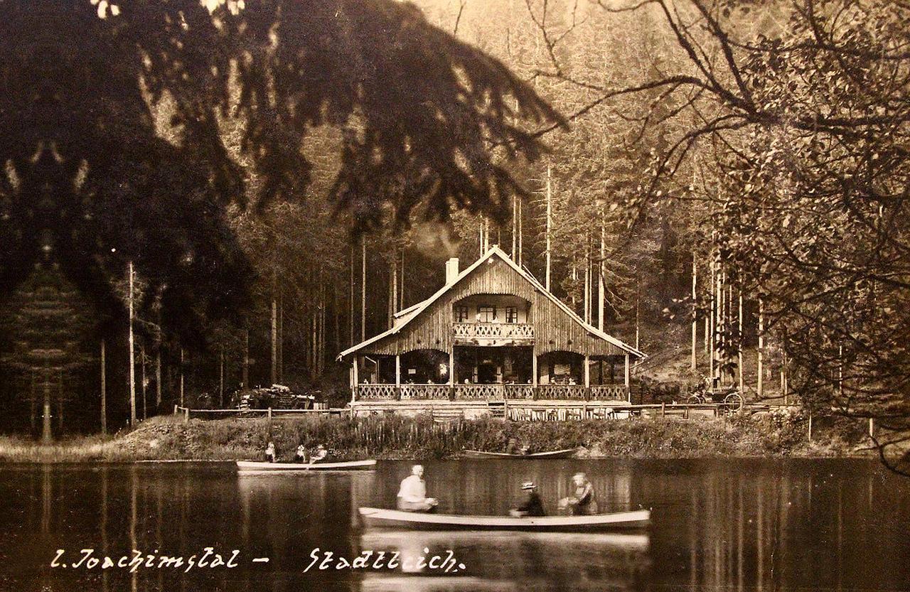 Jezirko Lesni Restaurant & Penzion Jáchymov Exterior foto